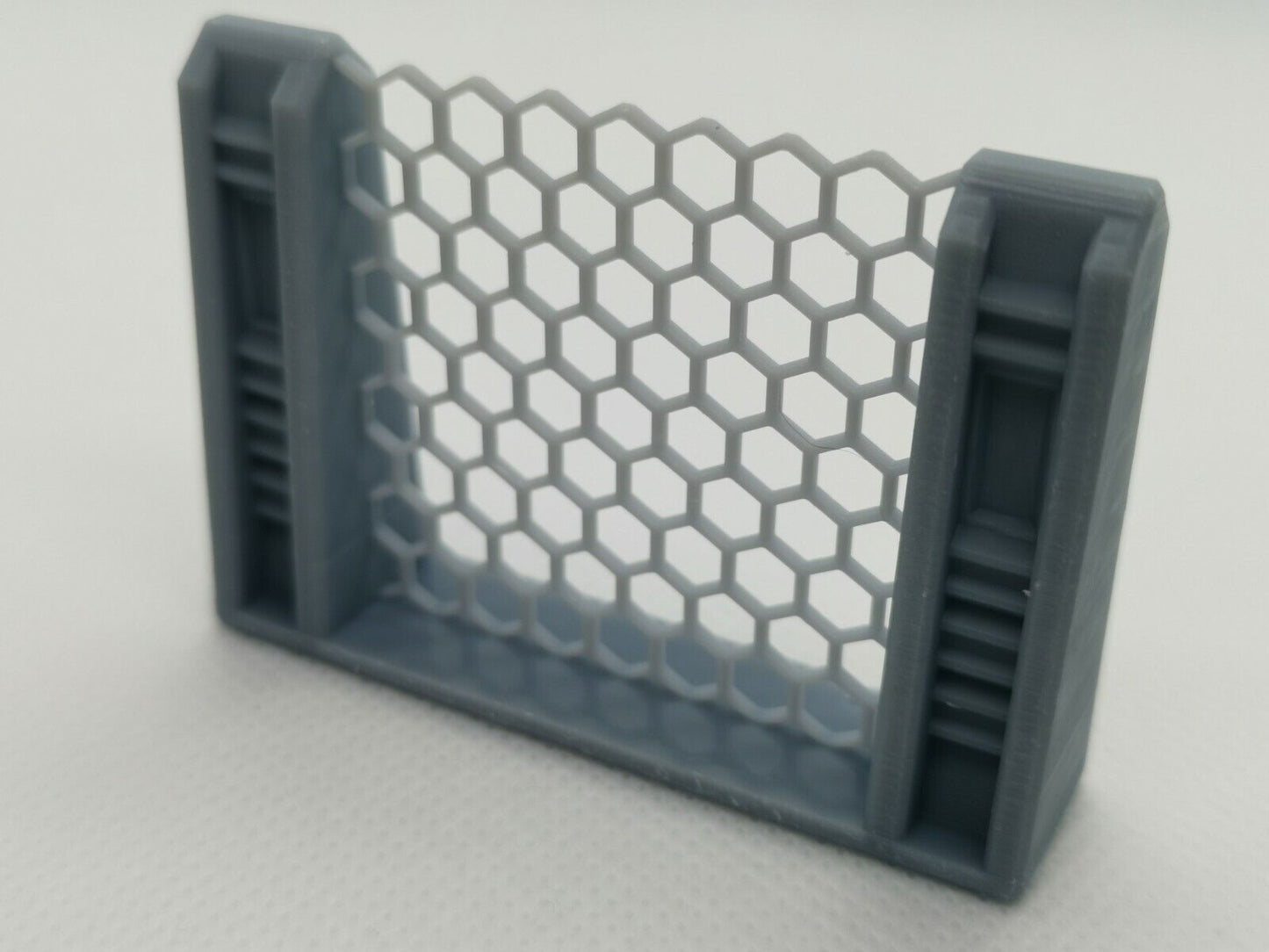 Terrain Compound / Fence - 28mm - compatible with wargaming table top gaming