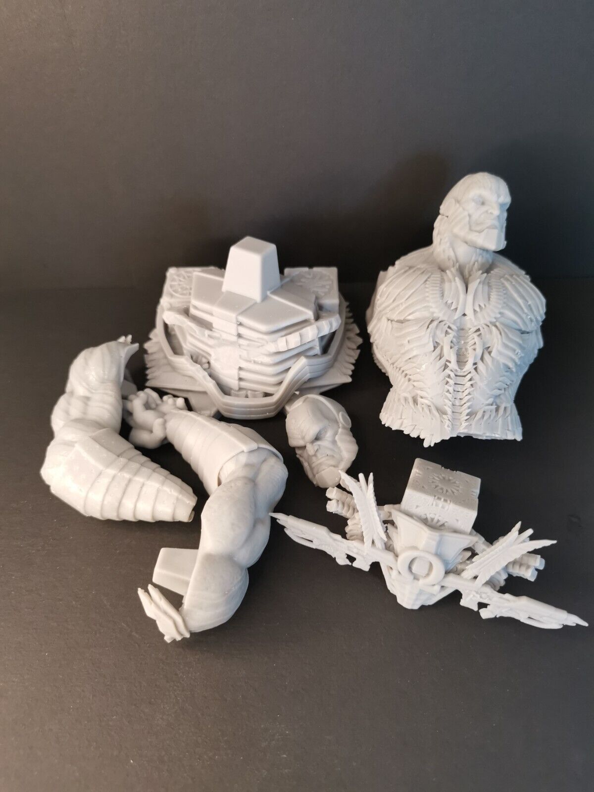 3D printed Darkseid Bust - 100mm to 240mm (1/4 Scale) Fan Art