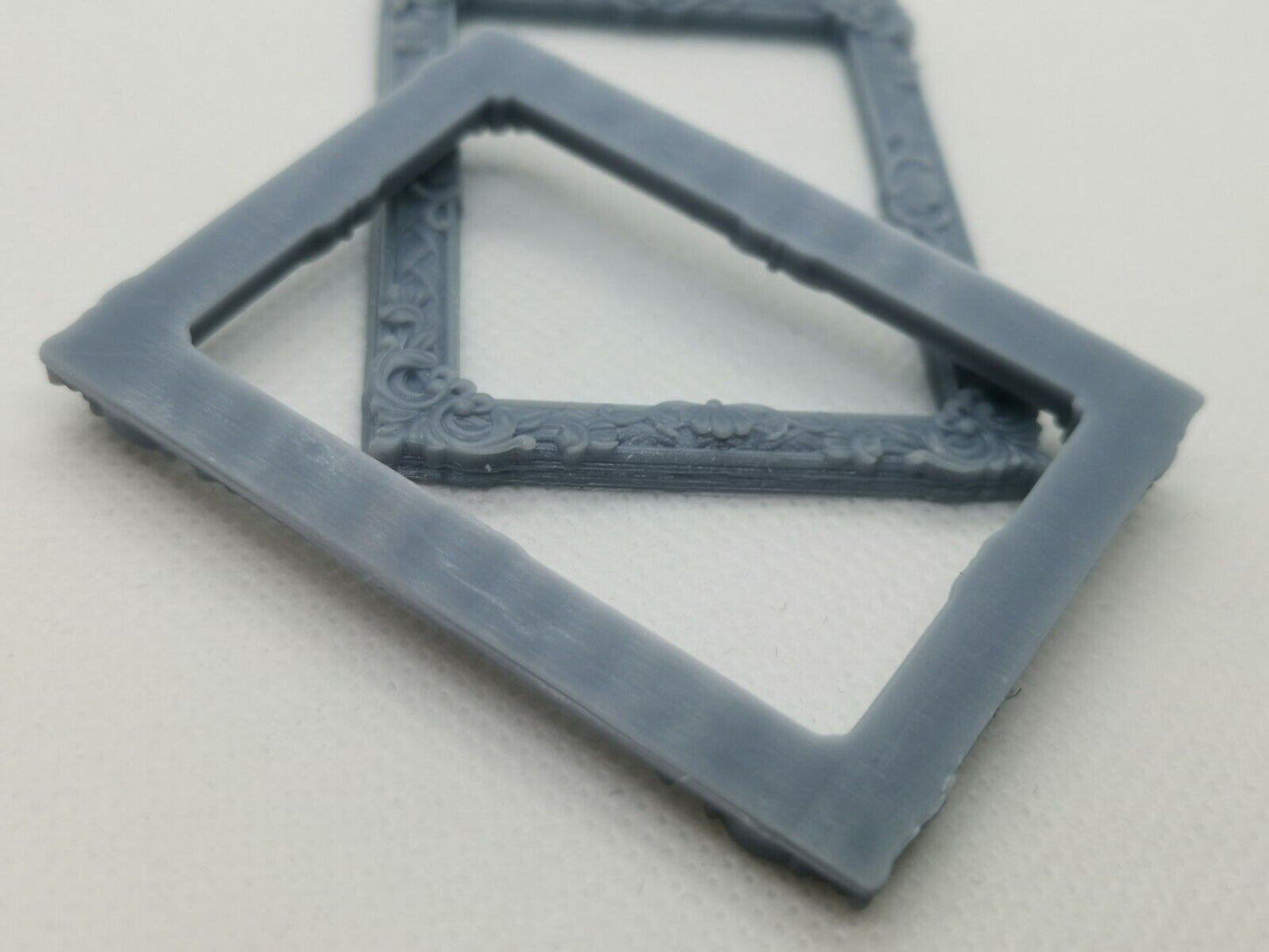 2 X Antique Gilded Picture Frames Miniature Dolls House (6cm x 4.5cm)