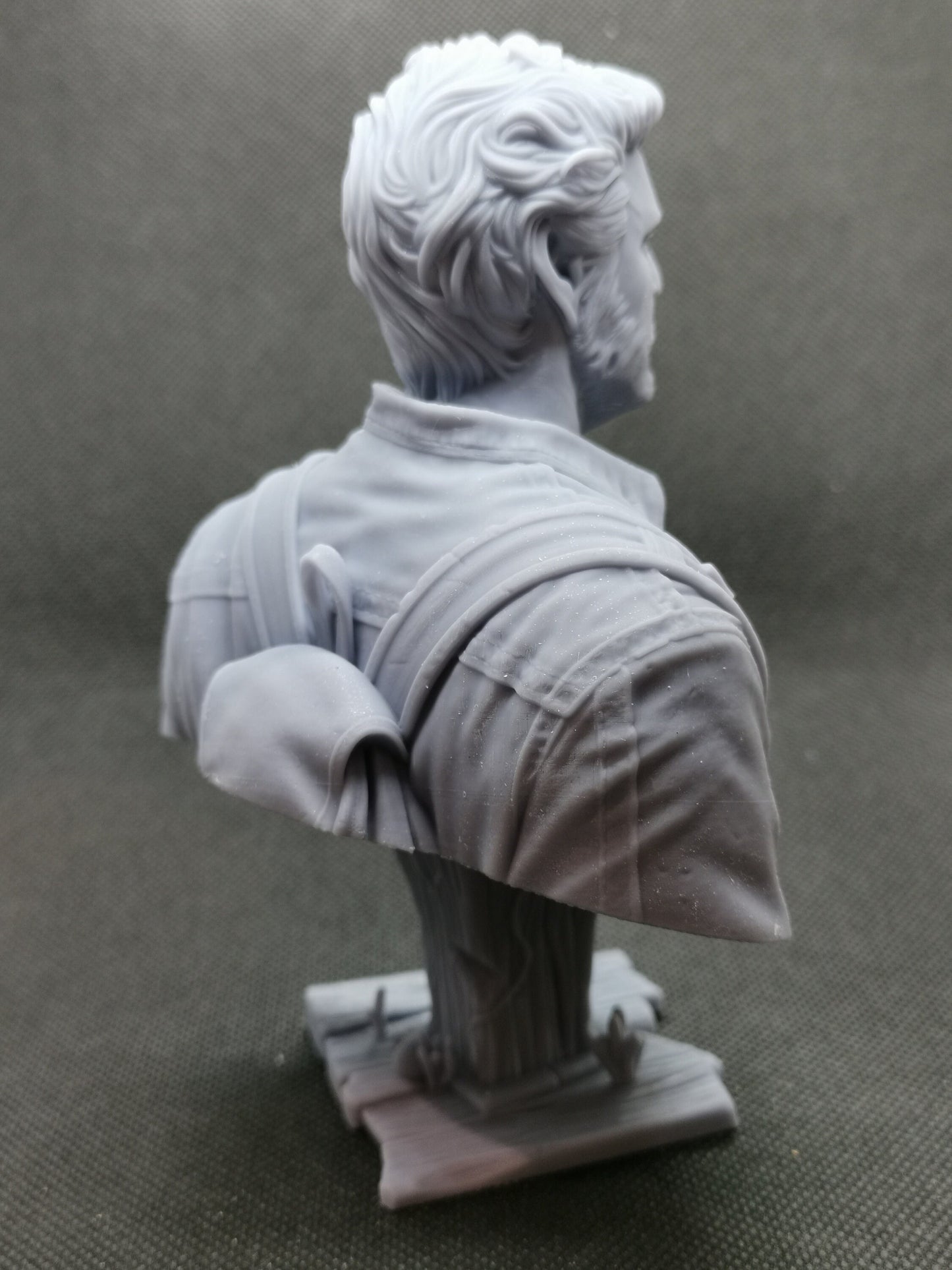 Joel Miller - The Last of Us Bust by Eastman - 4" to 7" high quality resin print