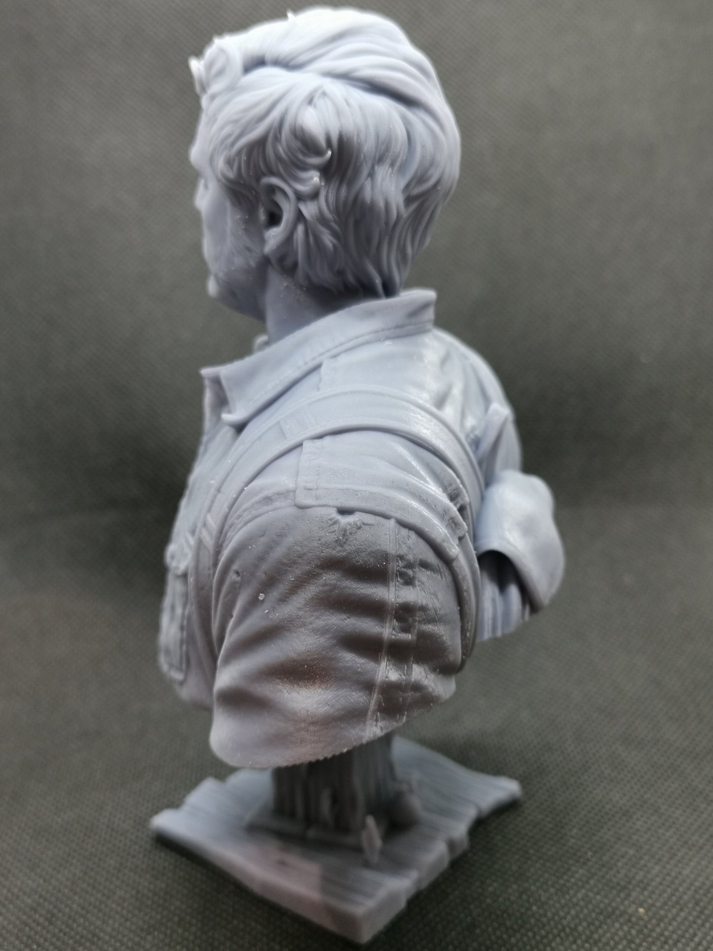 Joel Miller - The Last of Us Bust by Eastman - 4" to 7" high quality resin print