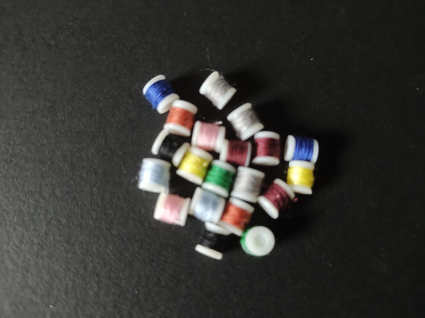 20 x Miniature Cotton Reel spools with variety of coloured cottons - haberdashery miniature dollhouse - Free postage!
