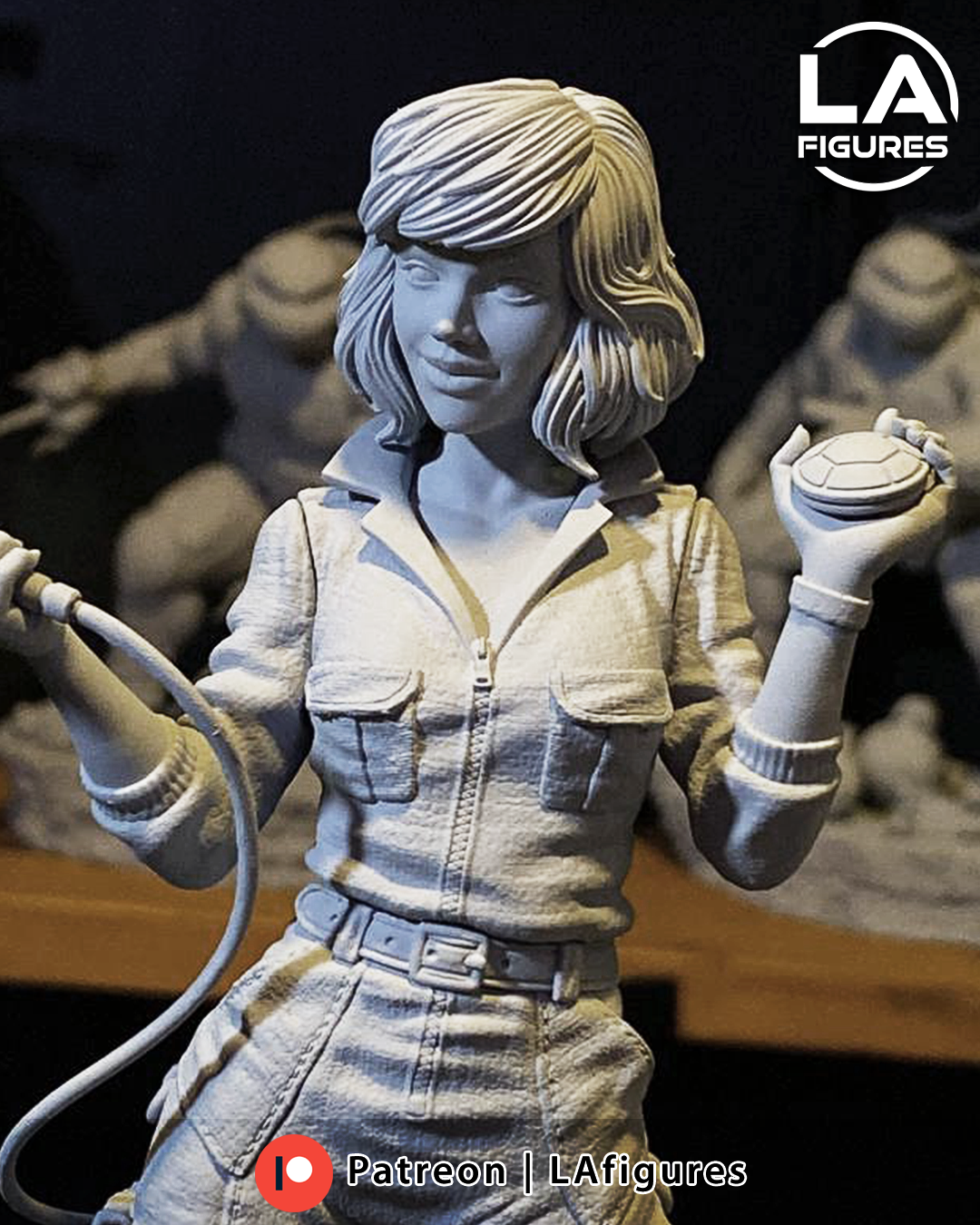 April O'Neil (TMNT) Statue - Fan Art 10 Scale (210mm) 3D Print Kit