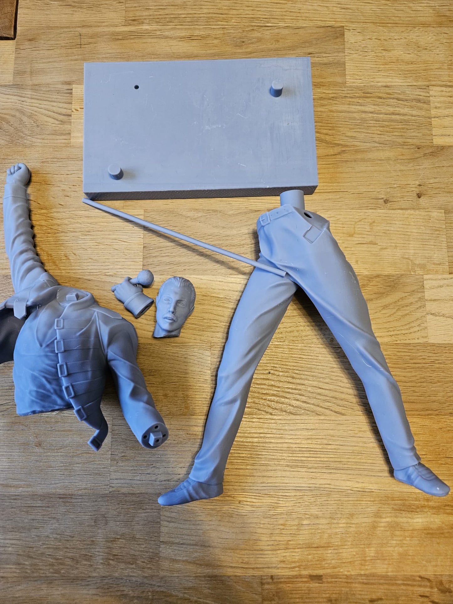 Ready to Post - Freddie Mercury Statue - Unpainted and Unassembled