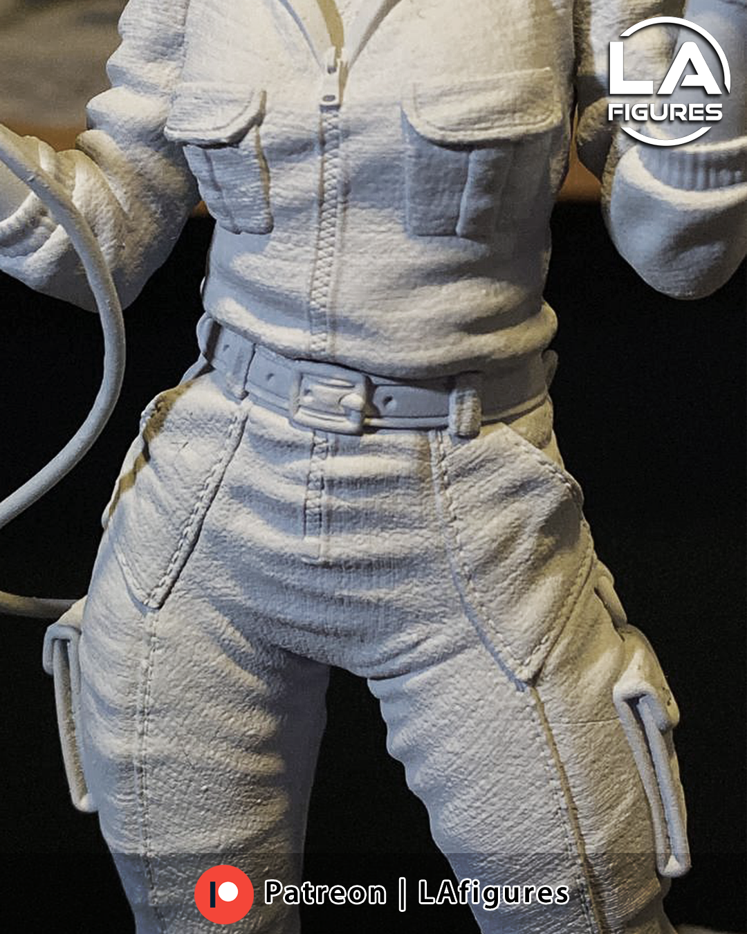 April O'Neil (TMNT) Statue - Fan Art 10 Scale (210mm) 3D Print Kit