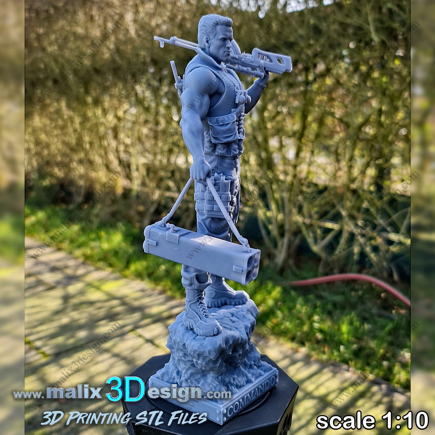 Commando Statue - 3D Printed Model 8, 10 & 16th scale