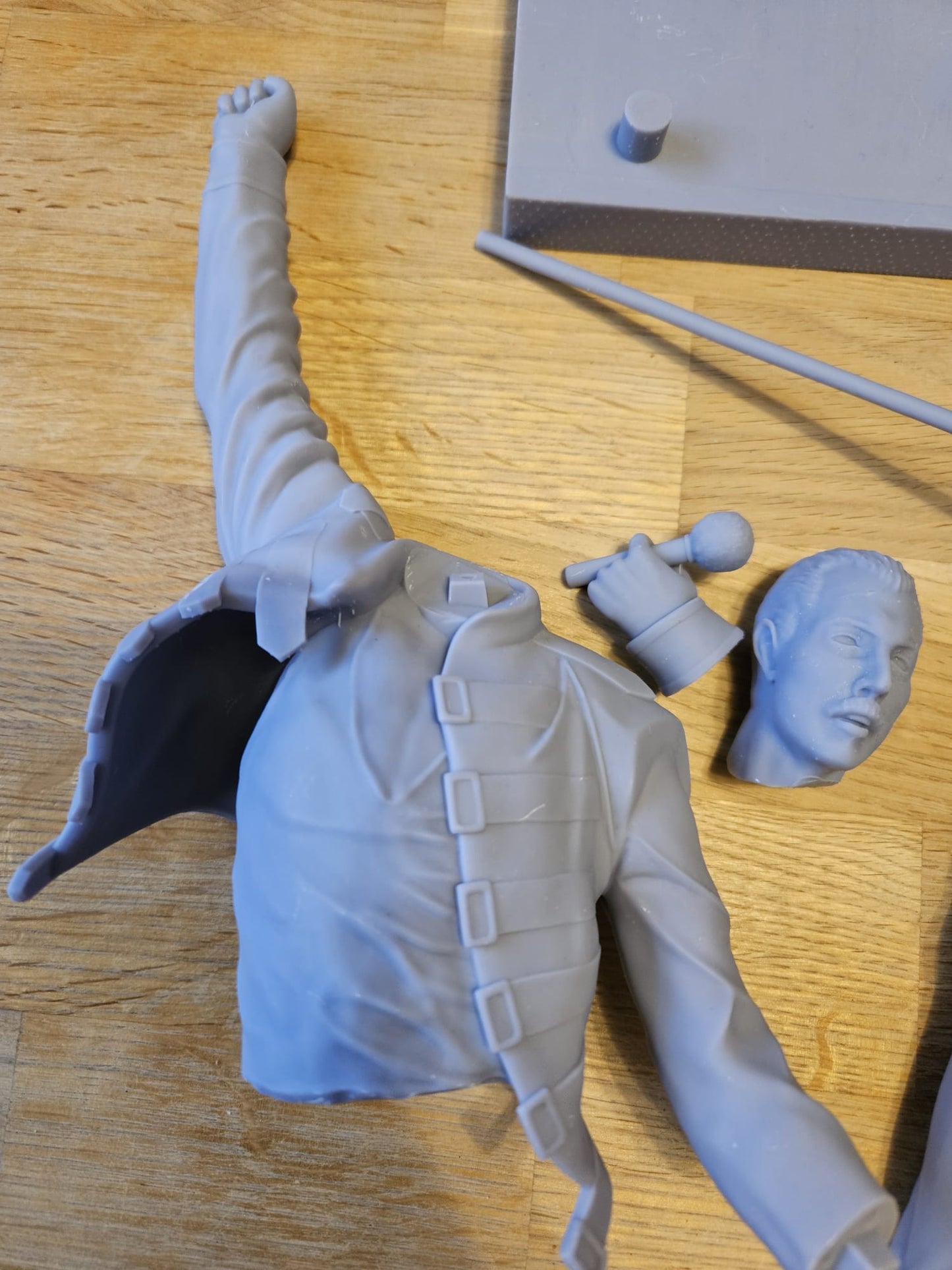 Ready to Post - Freddie Mercury Statue - Unpainted and Unassembled