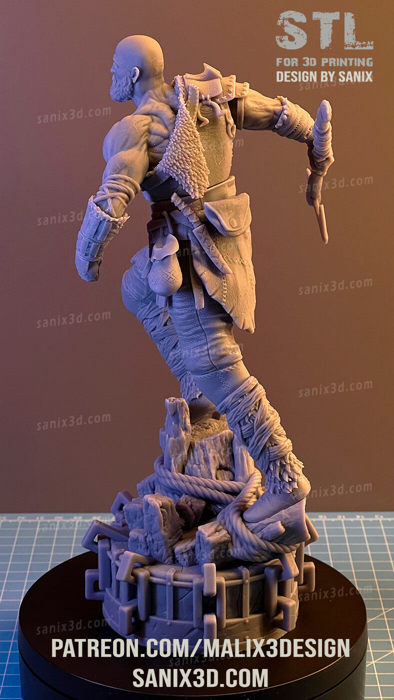 Kratos (God of War) 3D Print model - Fan Art, 10 scale model kit