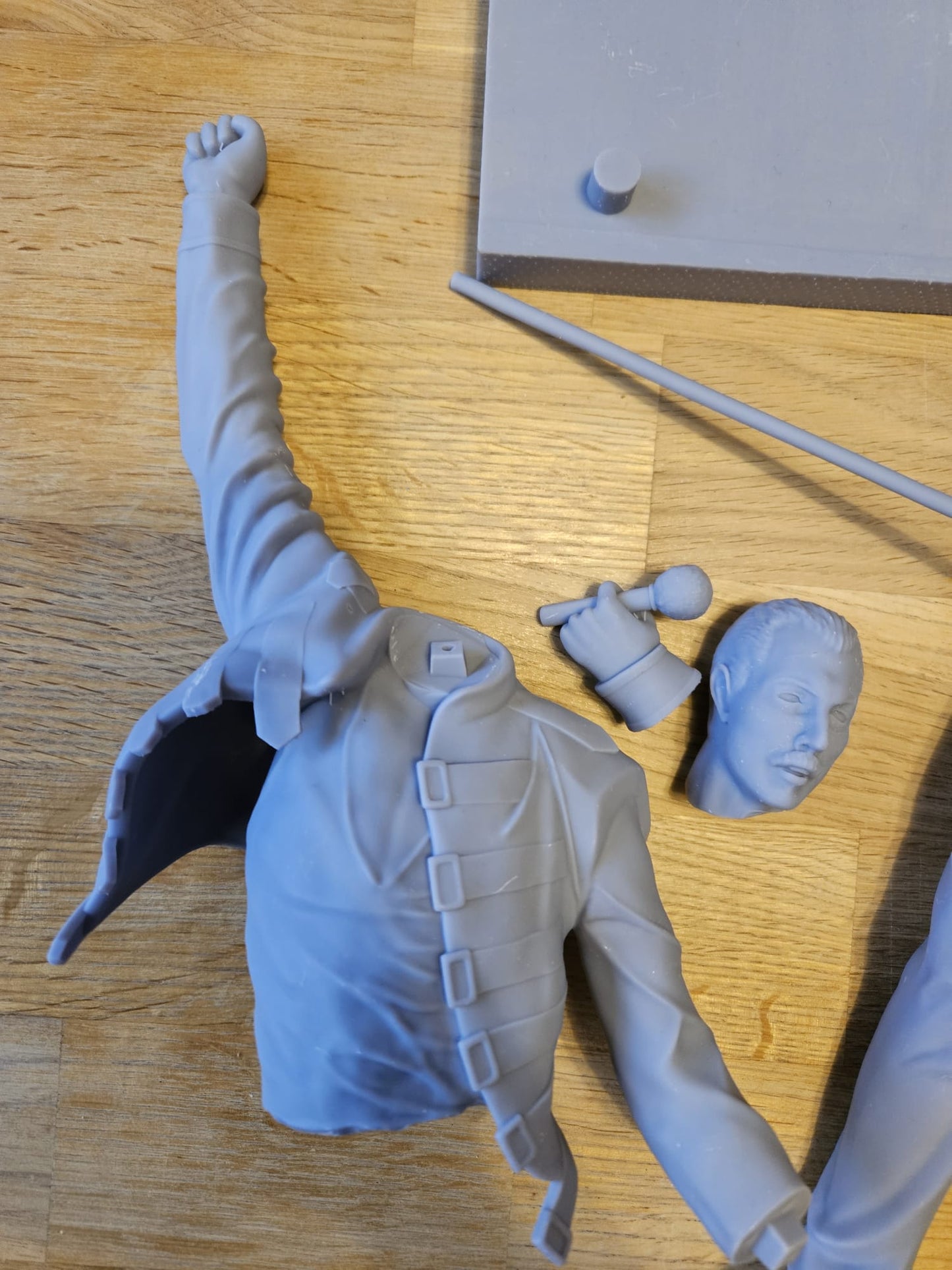 Ready to Post - Freddie Mercury Statue - Unpainted and Unassembled