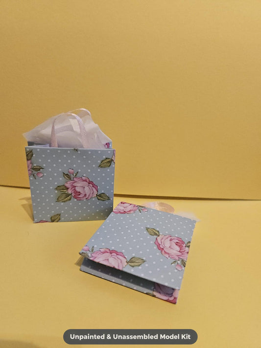 2 X Dolls Paper Shopping / Gift Bags, Barbie / Sindy 6th Scale Size
