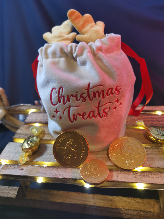 Personalised Christmas Gift Bags - Reindeer Velvet Drawstring Bags