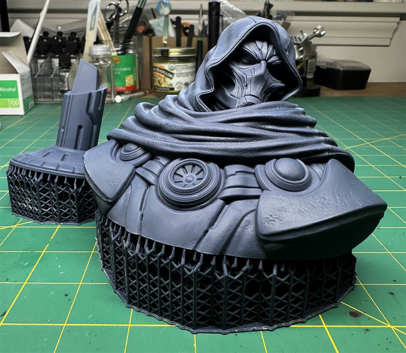 Doctor Doom - 103 to 222mm 3D Print (Fan Art)