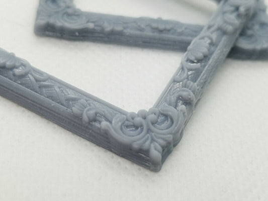 2 X Antique Gilded Picture Frames Miniature Dolls House (6cm x 4.5cm)