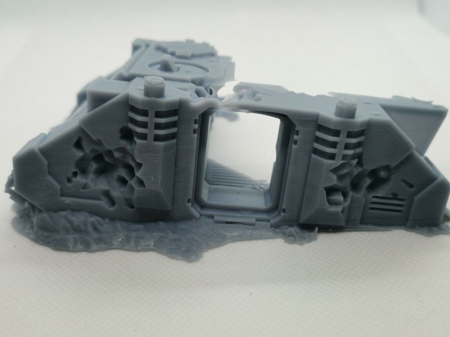 Rhino Wreck Terrain 28mm Miniature Scenery - compatible with Warhammer 40k etc