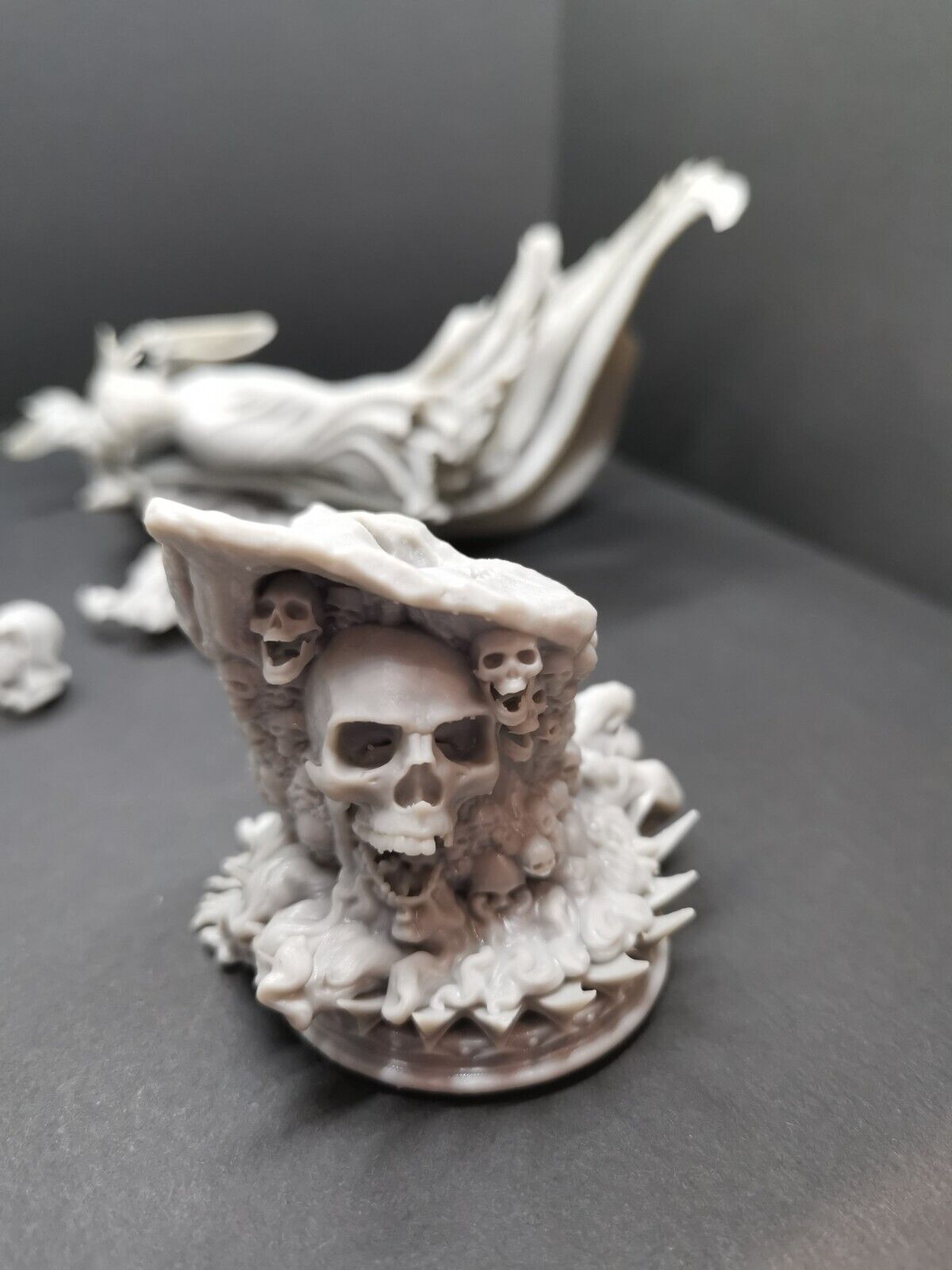 Lady Death Statue (3D Printed) Fan Art 4" to 19" (102mm to 482mm)