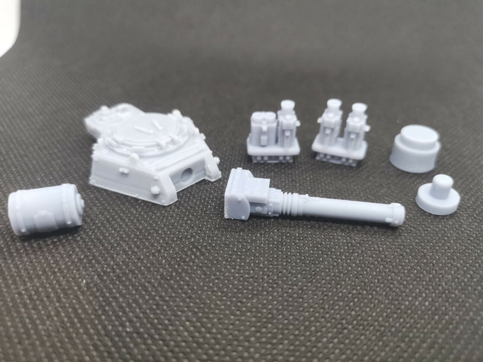 Chimera Turret & Weapons Bolters / Auto Cannon 28mm War Games