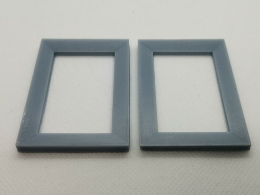 2 X Modern Miniature Picture Frames Miniature Dolls House (6cm x 4.5cm)