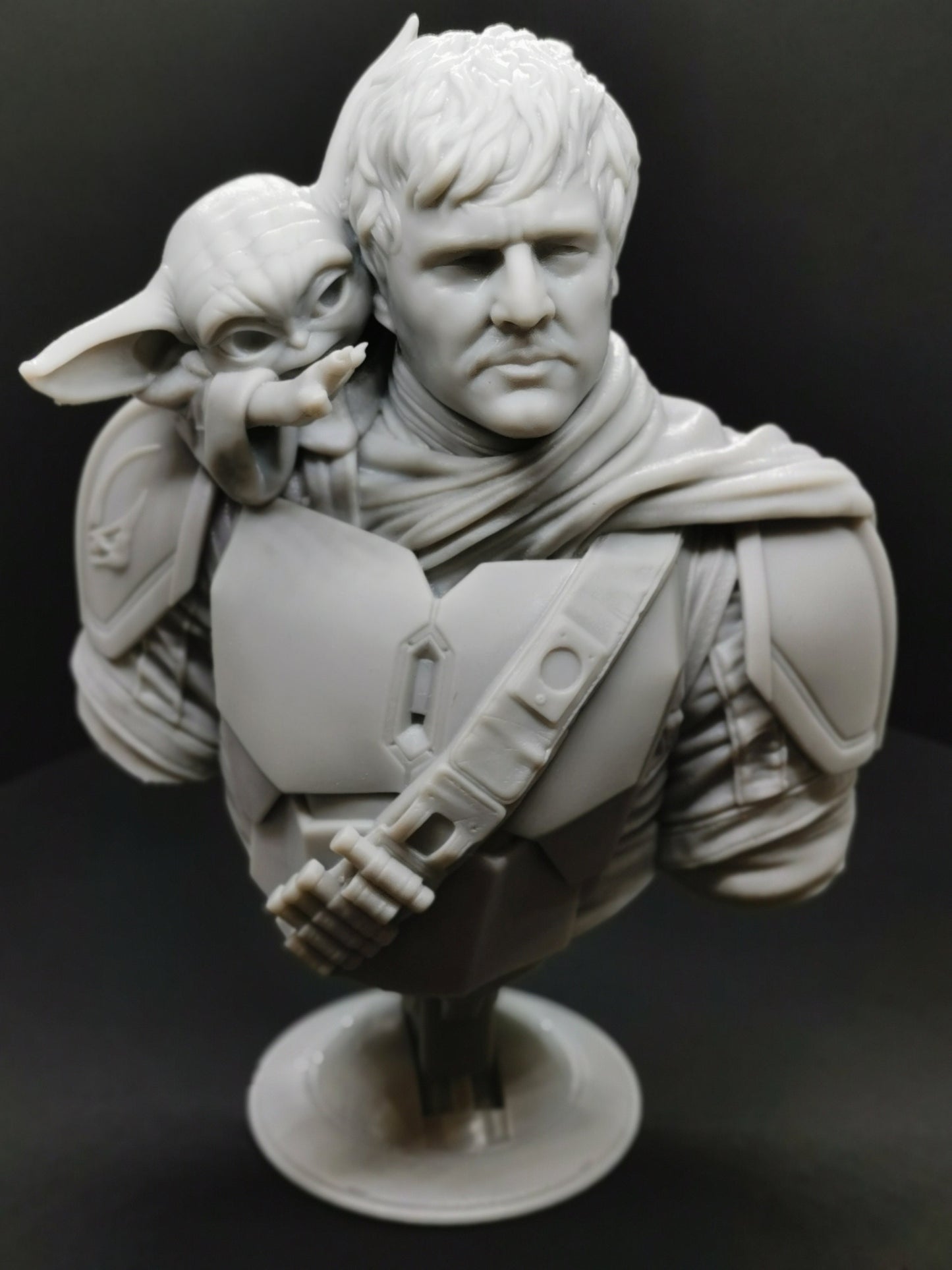 Din Djarin & Grogu Bust - Fan Art - Resin 3D Printed - 4" to 7" (102mm - 177mm)