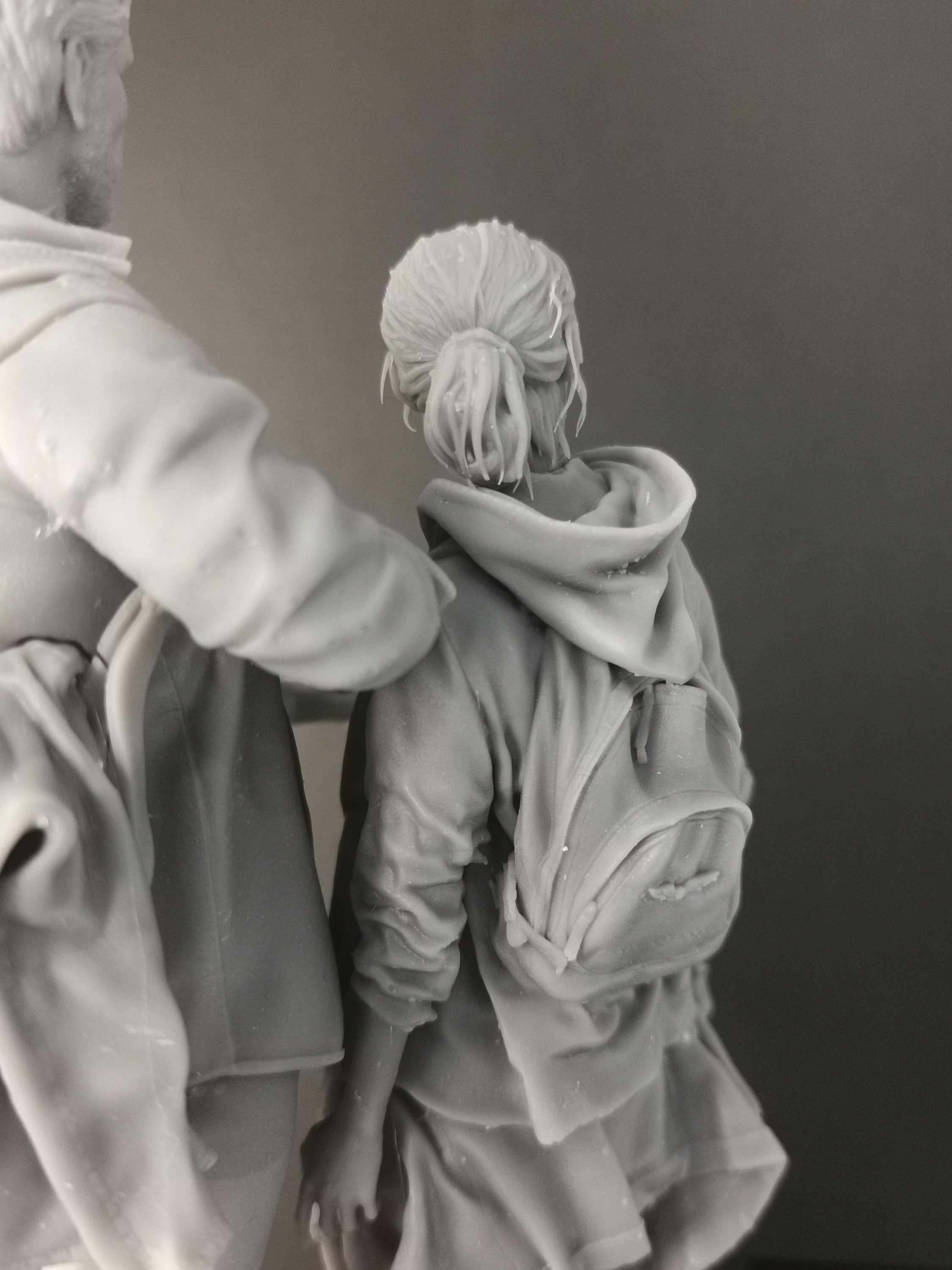 Joel & Ellie - The Last of Us Statue by Sanix3D - high quality 8k 3D print 10 / 8 / 6  scales