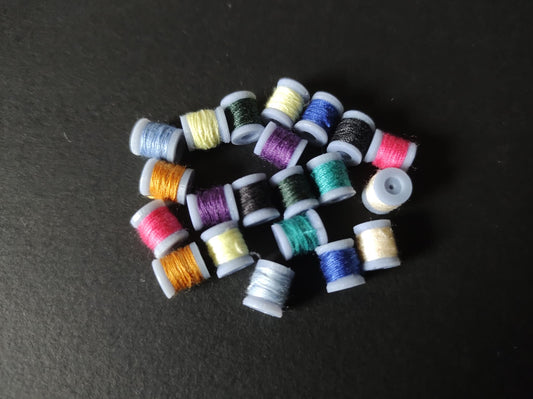20 x Miniature Cotton Reel spools with variety of coloured cottons - haberdashery miniature dollhouse - Free postage!