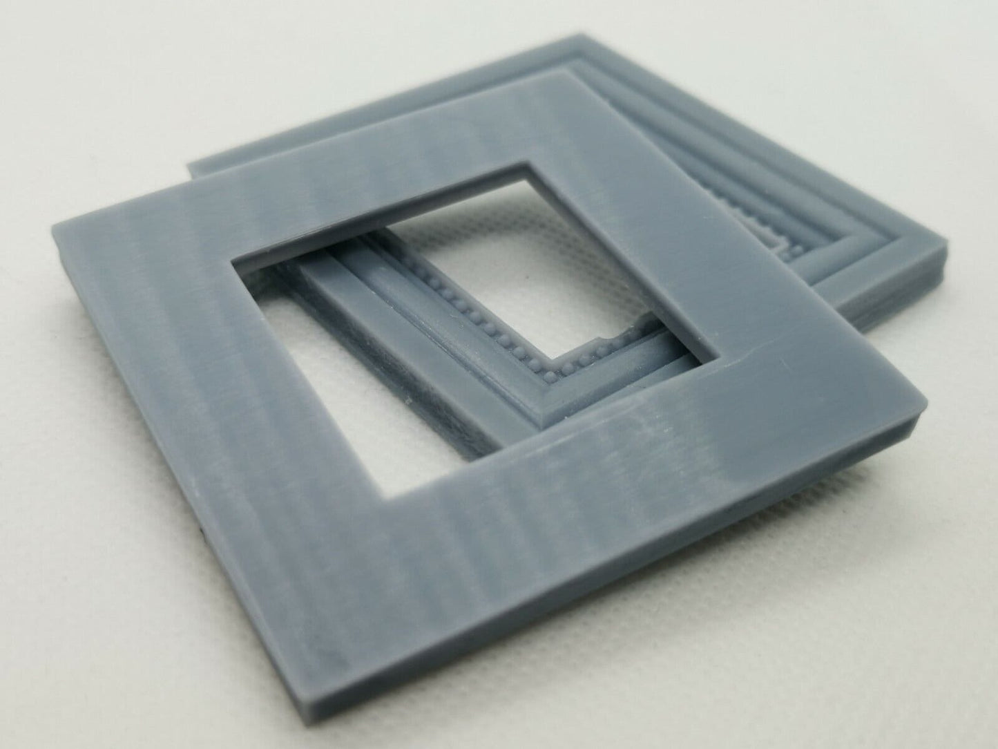 2 X Square Antique Miniature Picture Frames Miniature Dolls House (6cm x 6cm)